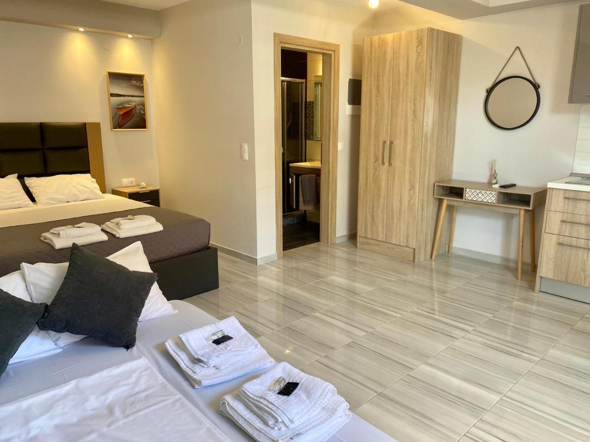 Thomas Studios & Apartments Paralia Exterior photo